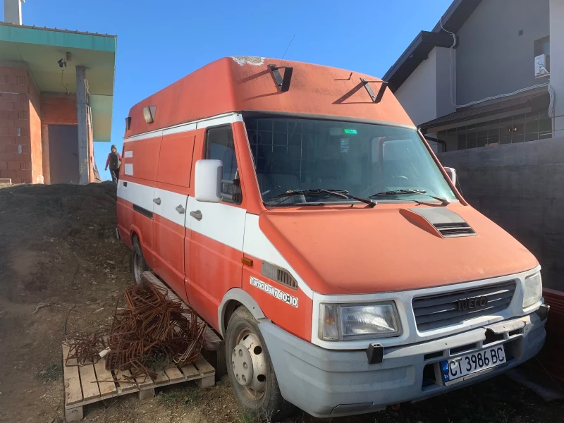 Iveco Daily, снимка 1 - Бусове и автобуси - 48499556