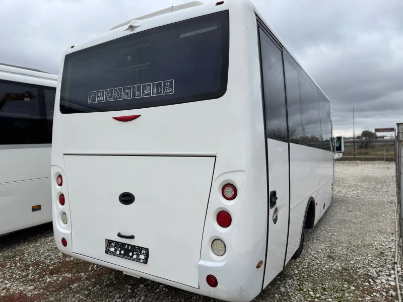 Iveco Daily 27мес Стъклопакет КЛИМА ТЕЛМА , снимка 5 - Бусове и автобуси - 51333483