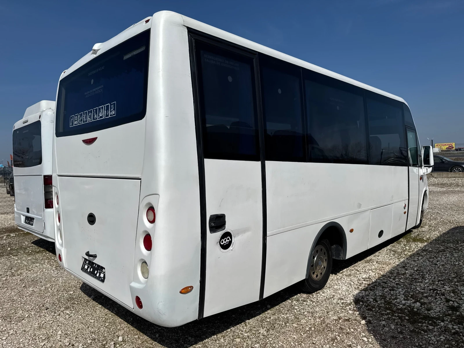 Iveco Daily 27мес Стъклопакет КЛИМА ТЕЛМА , снимка 3 - Бусове и автобуси - 51333483