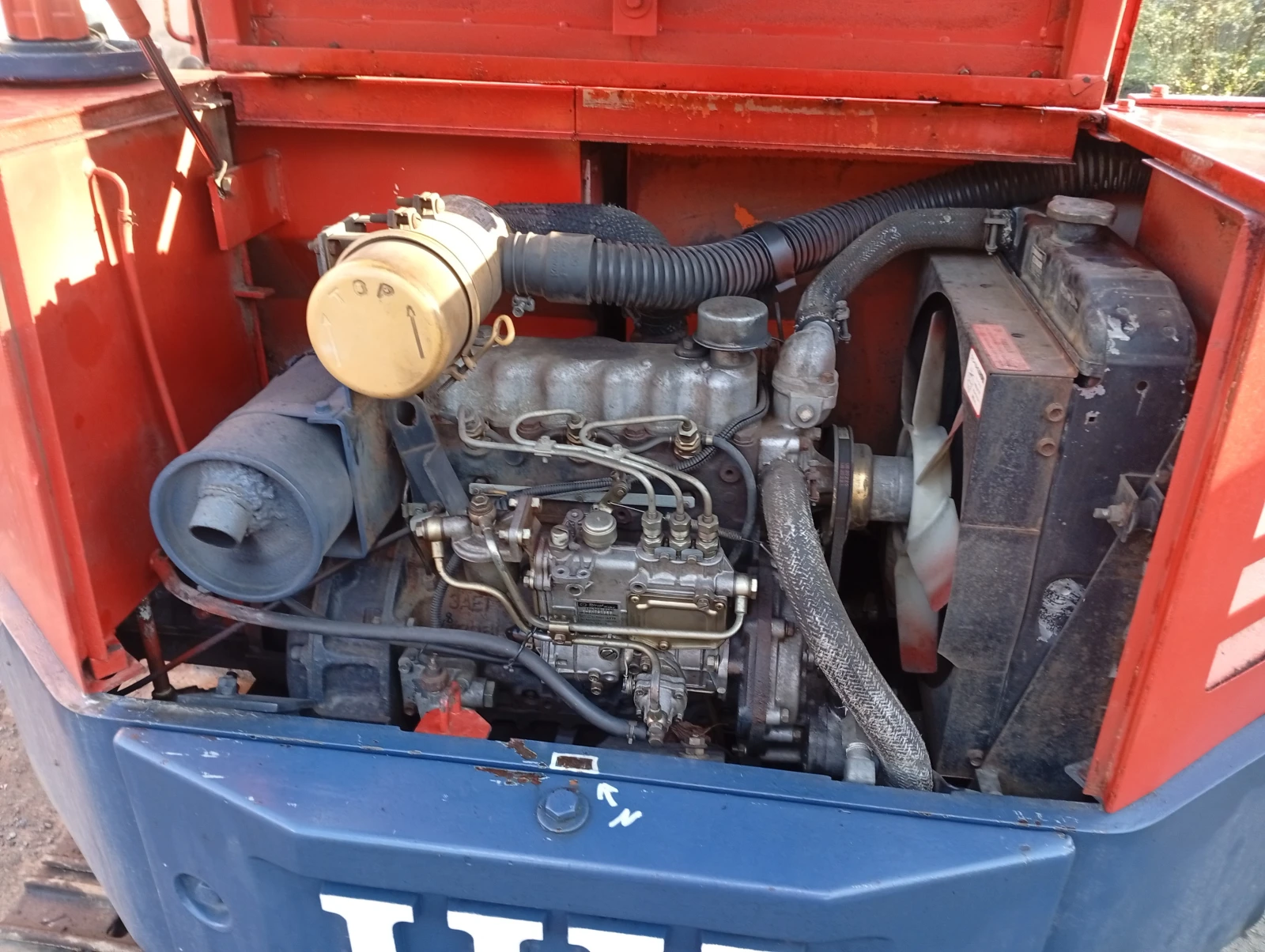 Багер Takeuchi TB 30, снимка 6 - Индустриална техника - 54366867