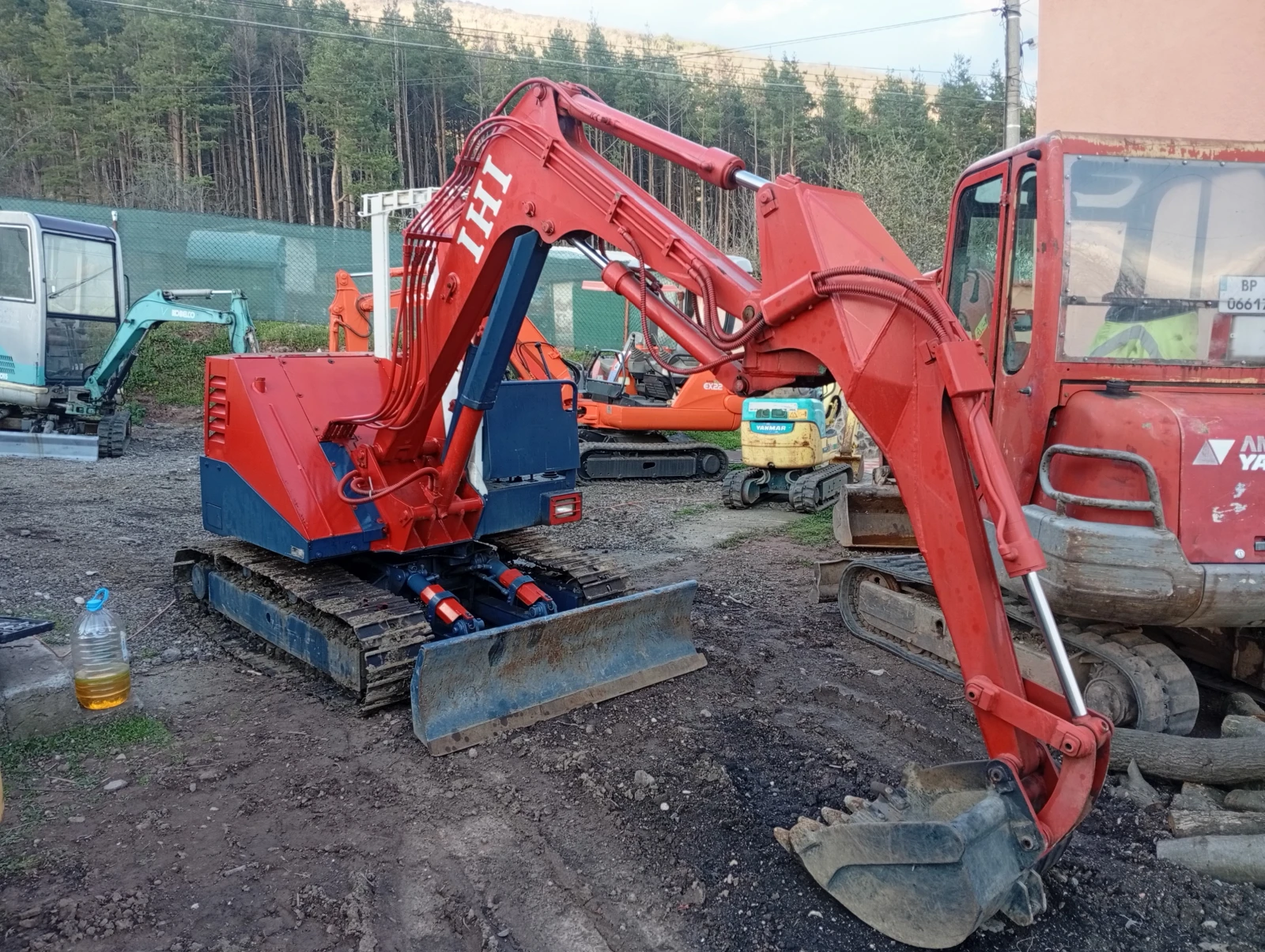 Багер Takeuchi TB 30, снимка 5 - Индустриална техника - 54366867