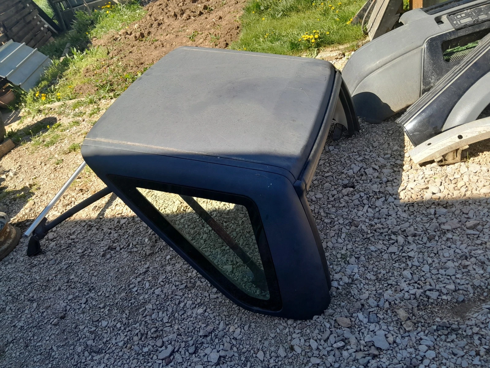       2001  | Mobile.bg   5