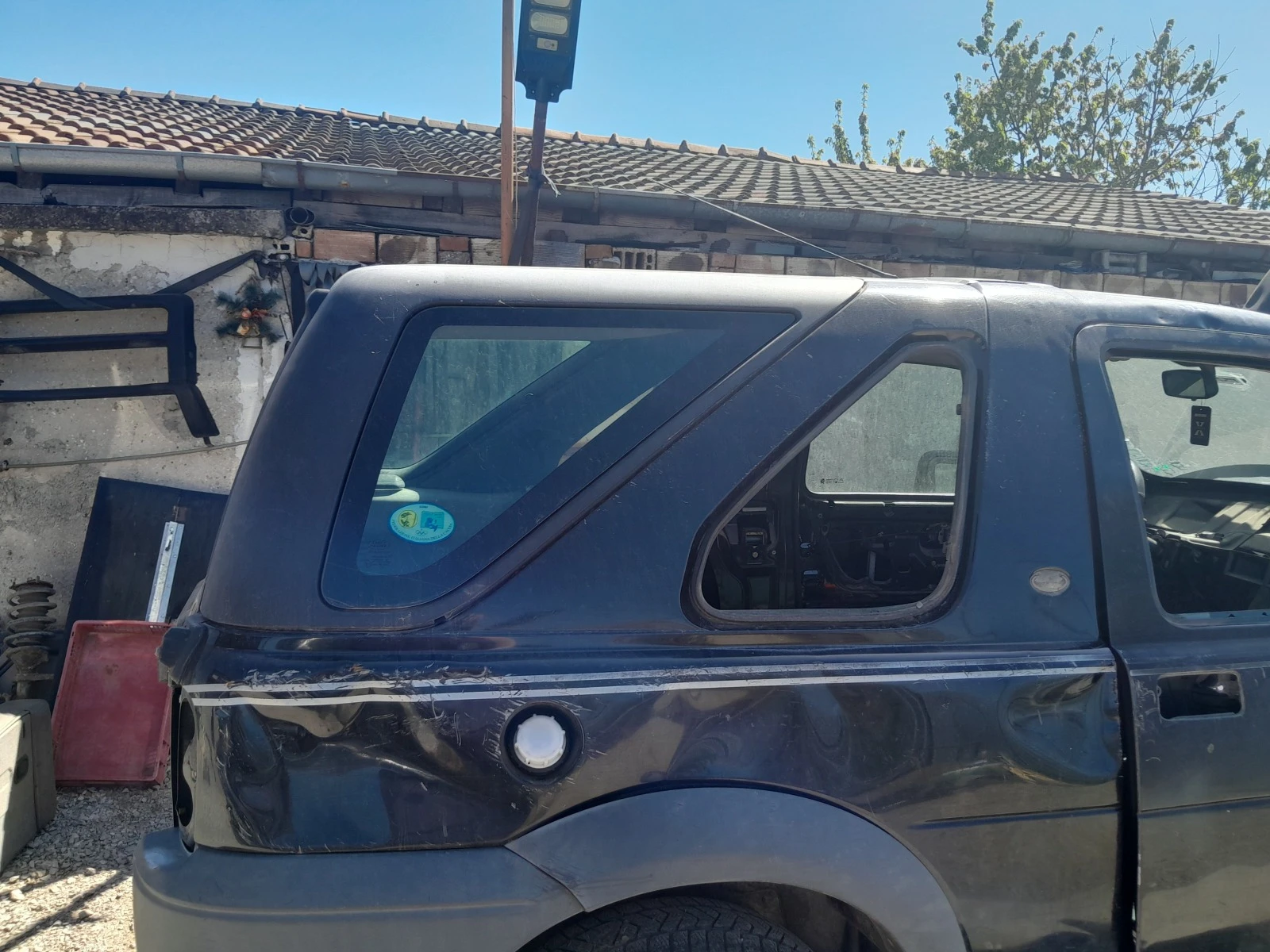       2001  | Mobile.bg   6