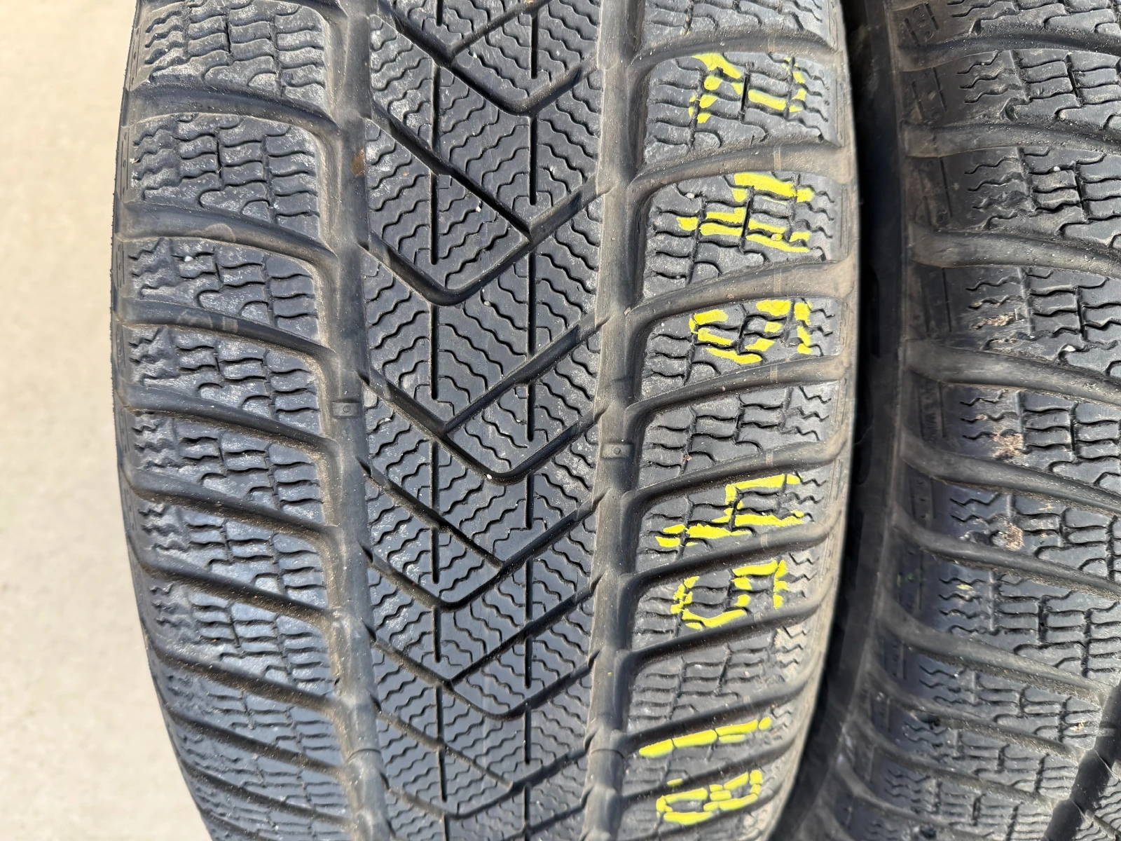 ���� 275/40R18 | Mobile.bg � ����������� 4