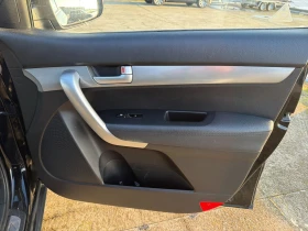 Kia Sorento 2.4* БЕНЗИН* РЪЧНИ* СКОРОСТИ* 2WD* * * , снимка 9