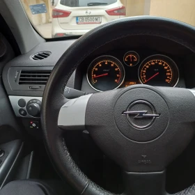 Opel Astra, снимка 2