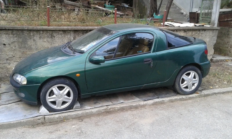 Opel Tigra 1.4i, снимка 1 - Автомобили и джипове - 47000589