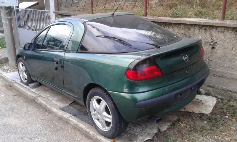 Opel Tigra 1.4i, снимка 3 - Автомобили и джипове - 49602826