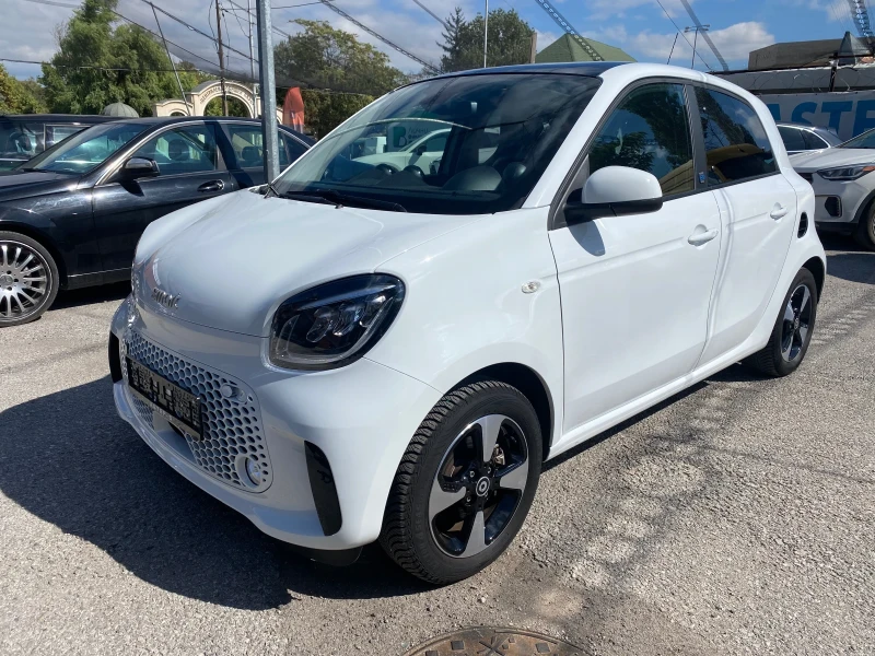 Smart Forfour EQ 17.7 kWh LED JBL Sound Панорама 9819 KM!!!!!!!!, снимка 1 - Автомобили и джипове - 47408077