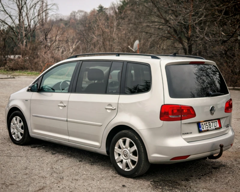 VW Touran 2.0 TDi ПЕЧКА* 6+ 1* КАМЕРА* НАВИ, снимка 5 - Автомобили и джипове - 49206079