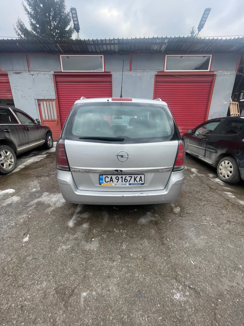 Opel Zafira 1.9 150к.с., снимка 5 - Автомобили и джипове - 49535379