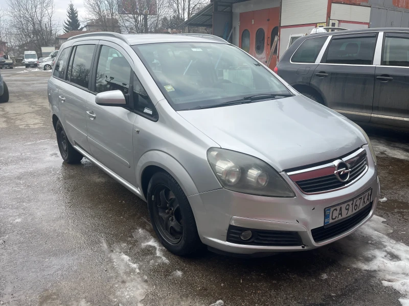 Opel Zafira 1.9 150к.с., снимка 6 - Автомобили и джипове - 49535379