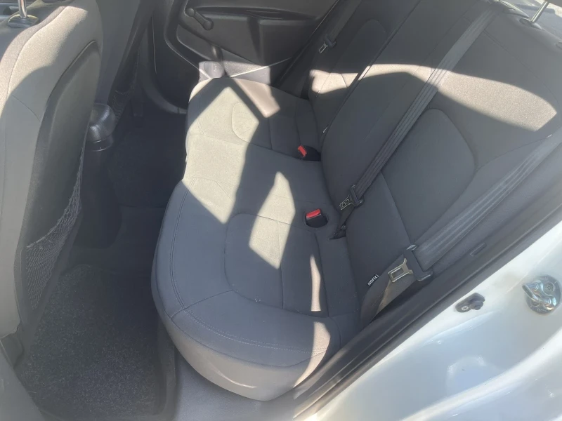 Kia Rio, снимка 5 - Автомобили и джипове - 51269335