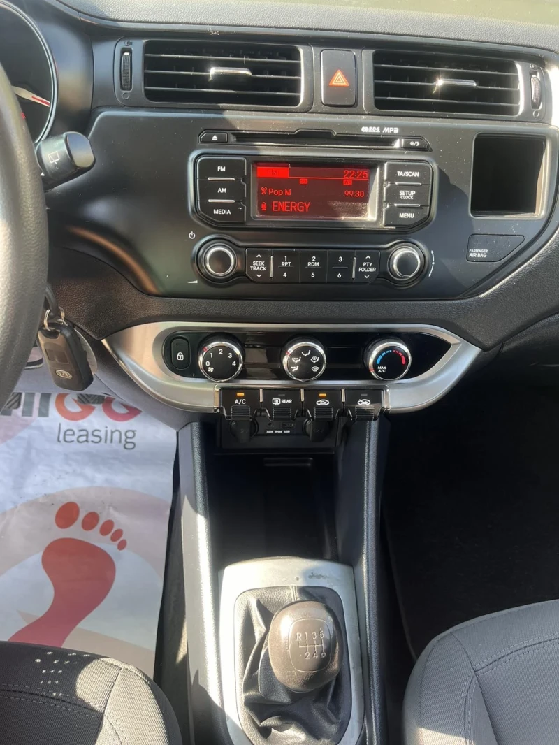 Kia Rio, снимка 12 - Автомобили и джипове - 51269335