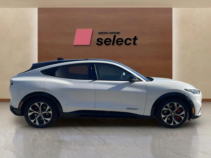 Ford Mustang Mach-E 98 kWh, снимка 4 - Автомобили и джипове - 51962445