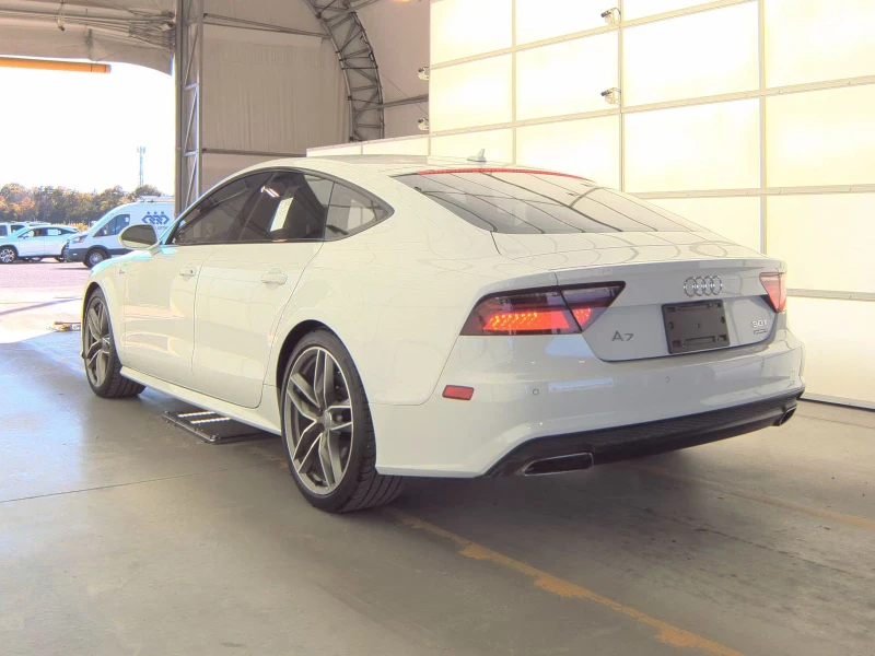 Audi A7 3.0T* PREMIUM* PLUS* MATRIX* BOSE* КЕЙЛЕС* LANE* A, снимка 4 - Автомобили и джипове - 52337184