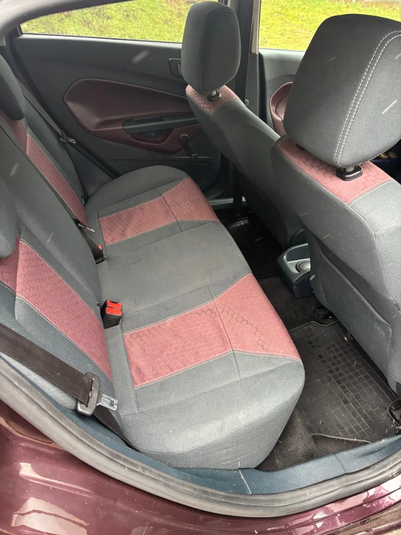 Ford Fiesta, снимка 8 - Автомобили и джипове - 53302188