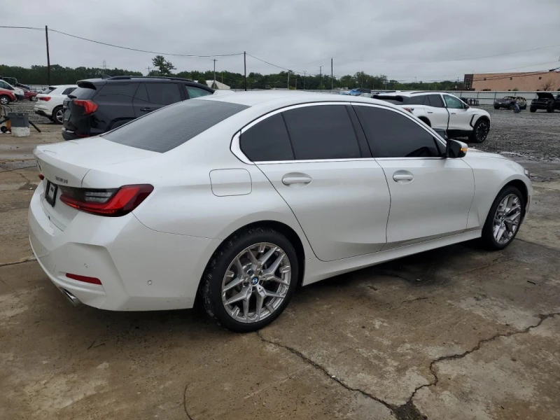 BMW 330 xDrive, снимка 3 - Автомобили и джипове - 53489646