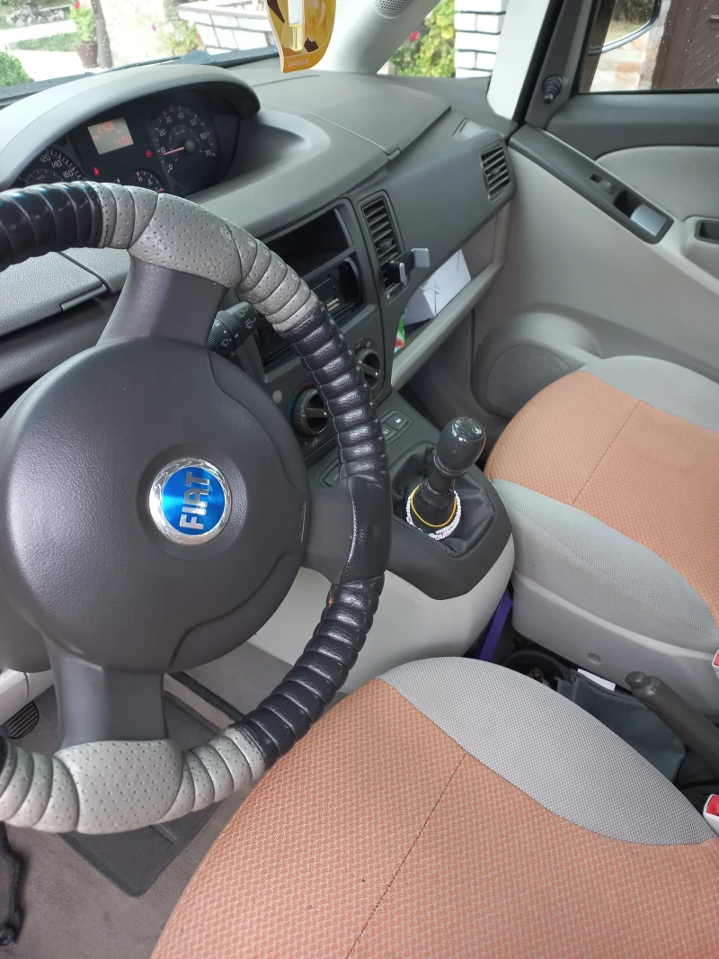 Fiat Idea 1.4, снимка 10 - Автомобили и джипове - 53526562