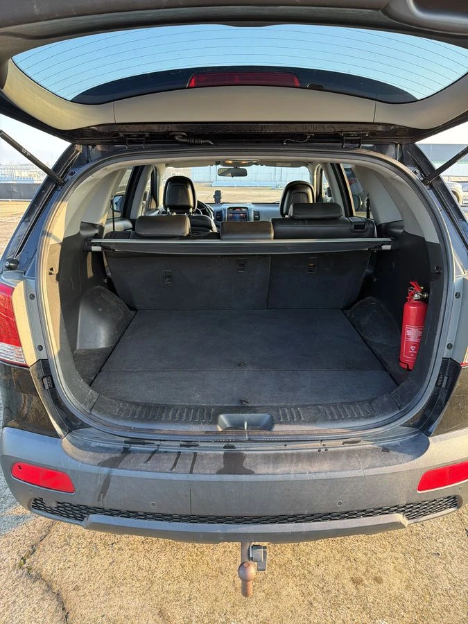 Kia Sorento 2.4* БЕНЗИН* РЪЧНИ* СКОРОСТИ* 2WD* * * , снимка 10 - Автомобили и джипове - 43337363