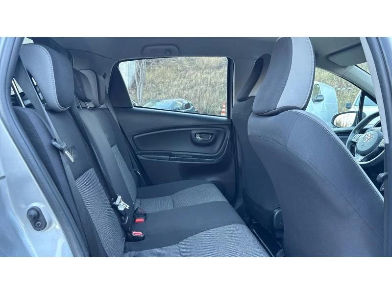 Toyota Yaris 1.5 HSD LUNA PLUS, снимка 7 - Автомобили и джипове - 53123990