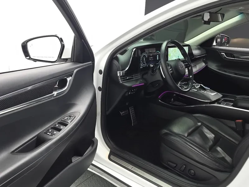 Hyundai Grandeur, снимка 11 - Автомобили и джипове - 54831967