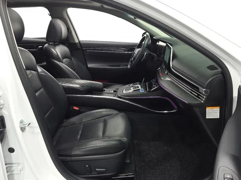 Hyundai Grandeur, снимка 10 - Автомобили и джипове - 54831967