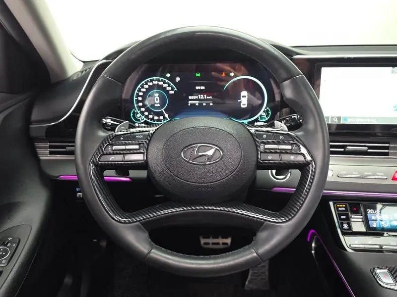Hyundai Grandeur, снимка 13 - Автомобили и джипове - 54831967