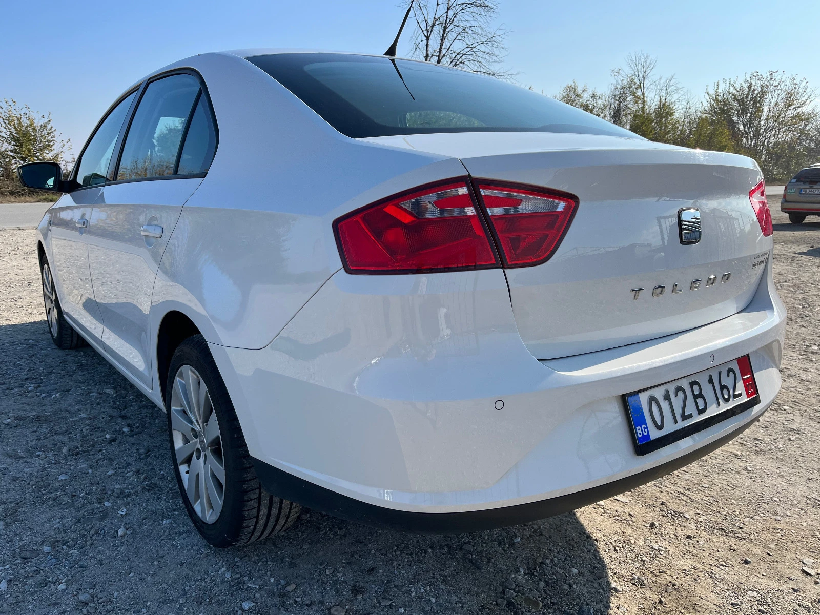 Skoda Rapid 1.6 TDI, 105 k.c евро 5 - изображение 6