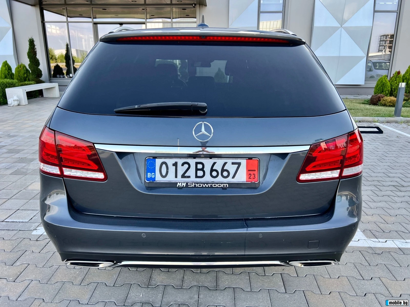 Mercedes-Benz E 350 4MATIC-DISTRONIK+ -МЪРТВА-ТОЧКА - изображение 5