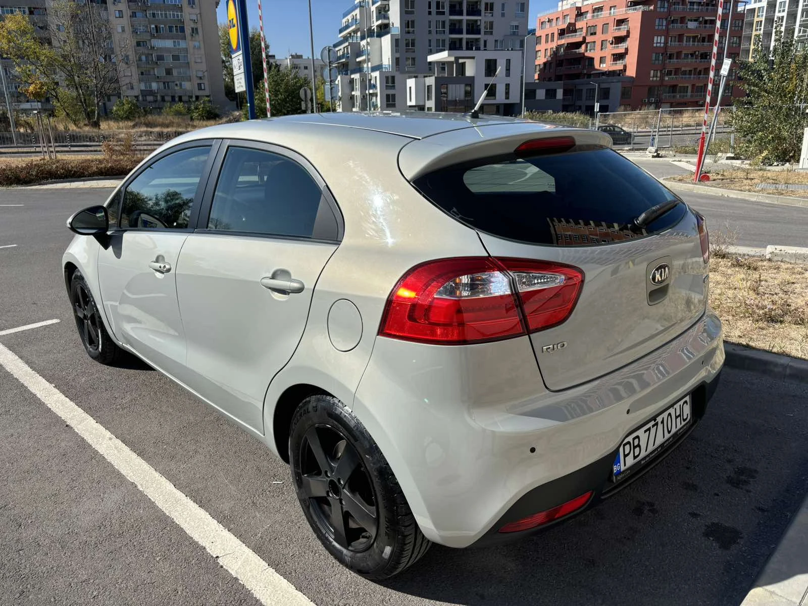 Kia Rio  - изображение 3