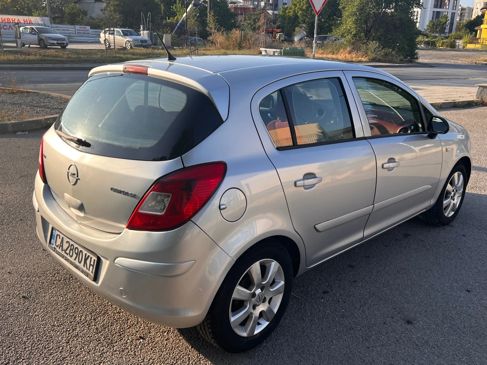 Opel Corsa D - изображение 7