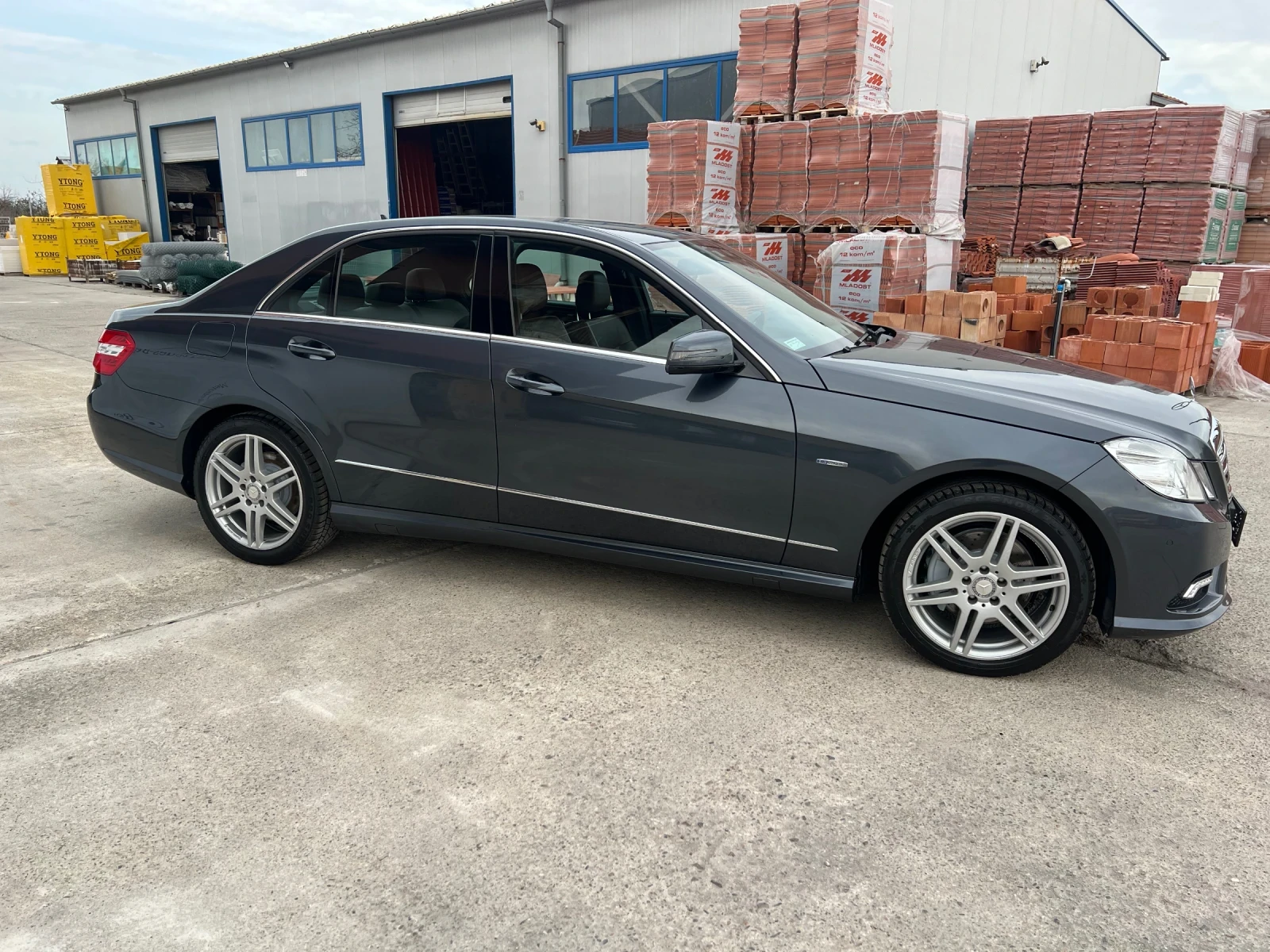 Mercedes-Benz E 350 Е350 AMG пакет - изображение 3
