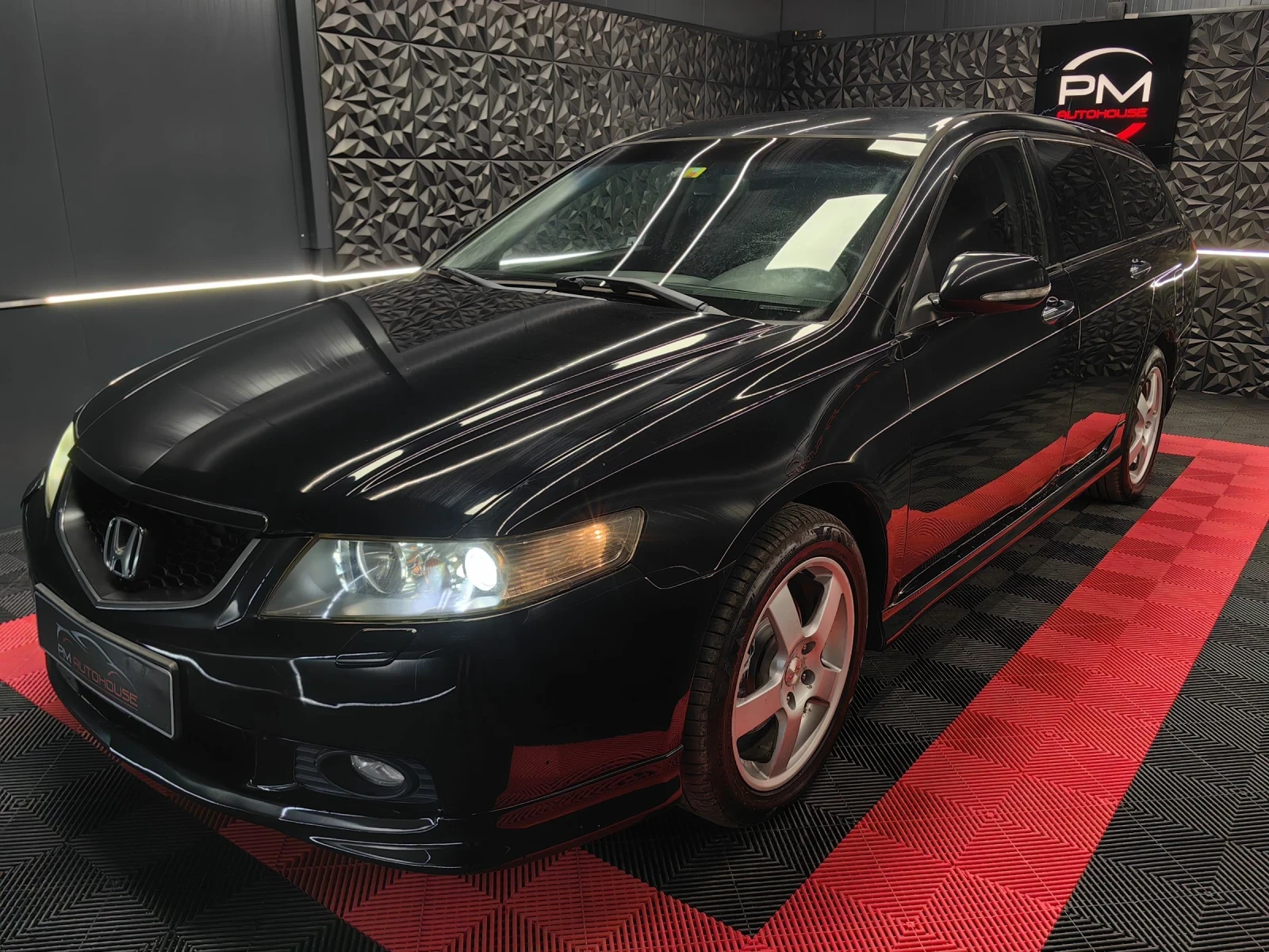 Honda Accord 2.4i* SWISS* ТЕМПОМАТ* КЛИМАТИК* 192к.с - изображение 2