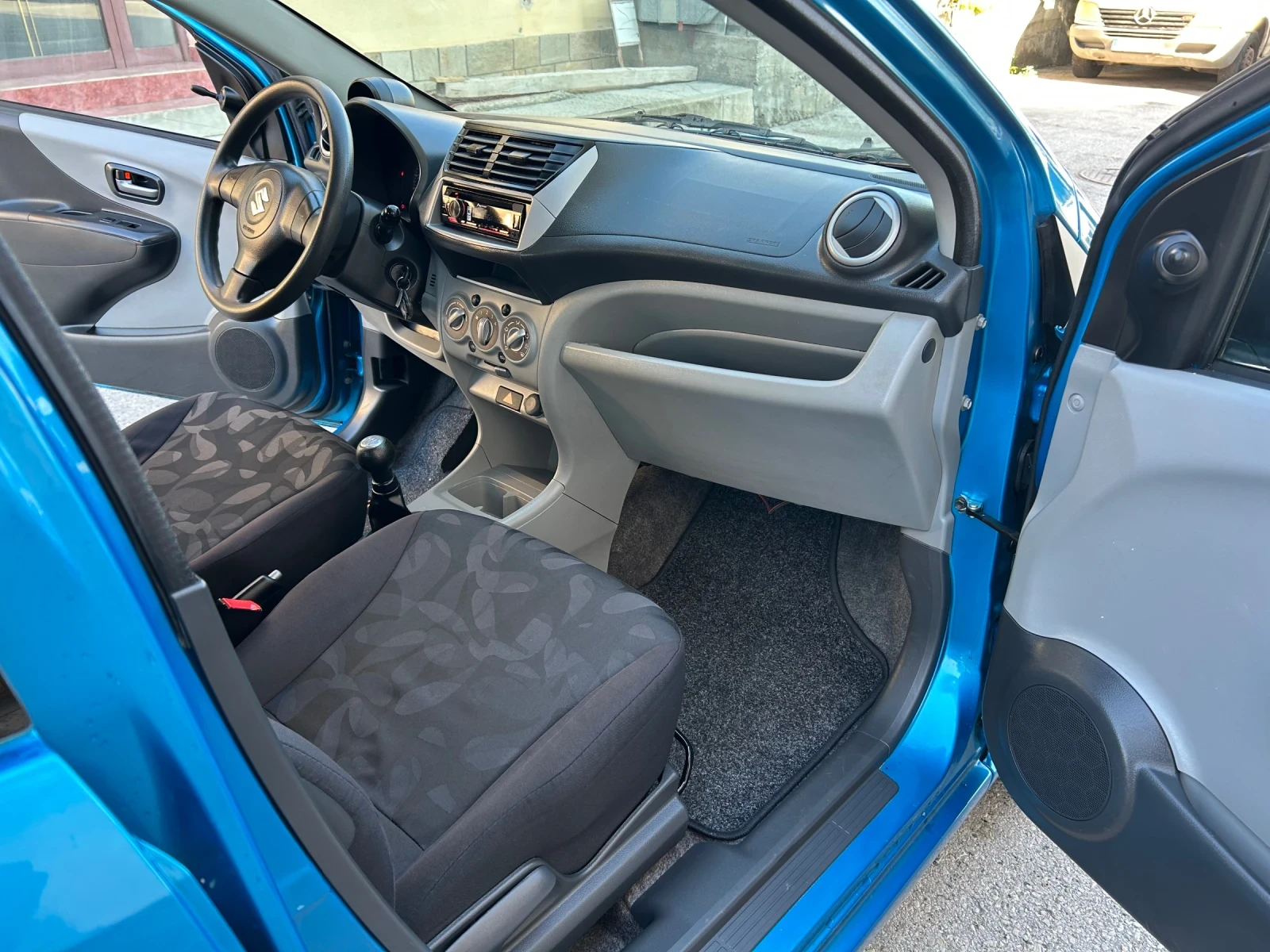 Suzuki Alto 1.0i EURO 5 КЛИМАТИК - изображение 9