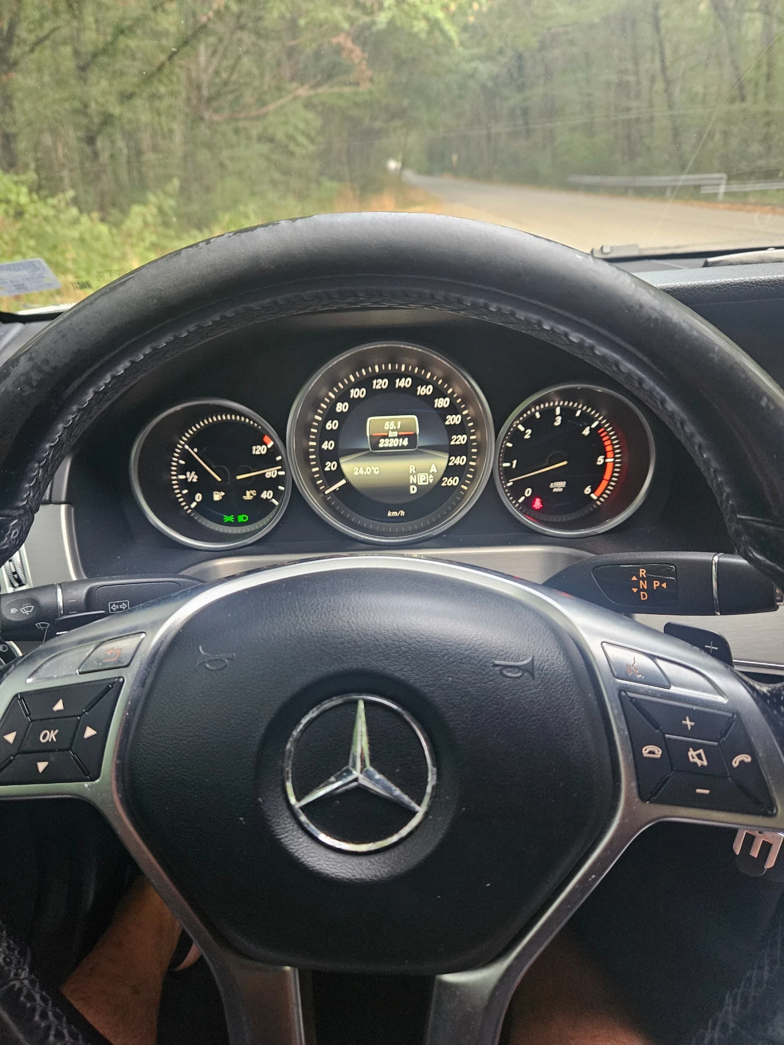 Mercedes-Benz E 350  - изображение 9