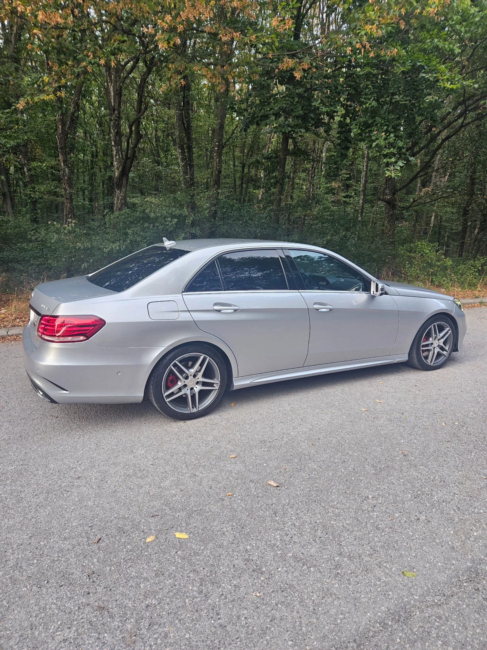 Mercedes-Benz E 350  - изображение 5