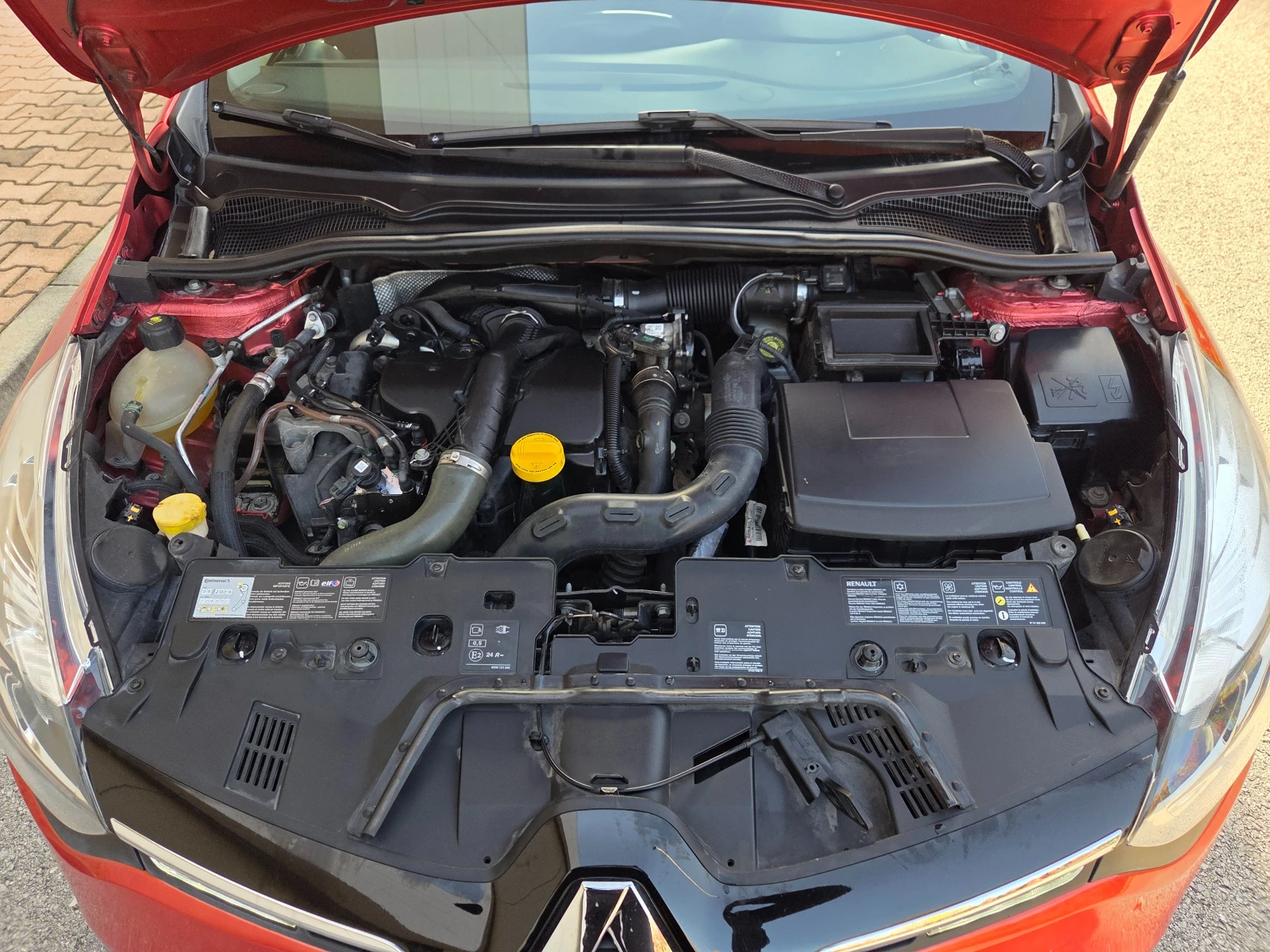 Renault Clio Costume National 1.5DCi  | Mobile.bg   16