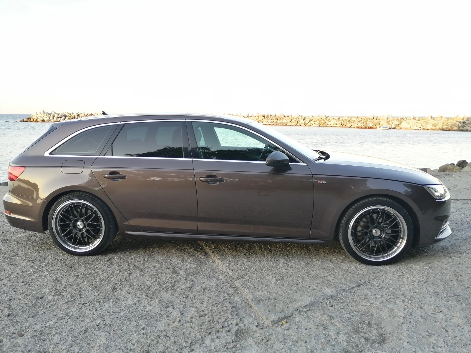 Audi A4 2.0TDI/QUATTRO/190��./3/S-LINE/MATRIX | Mobile.bg � ����������� 8