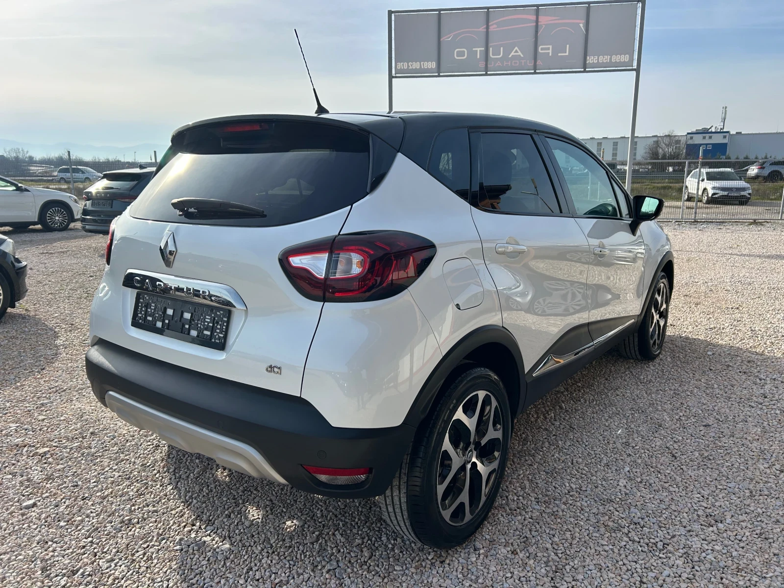 Renault Captur * 1.5Dci* 110к.с* NAVI* KeyLess*  - изображение 4