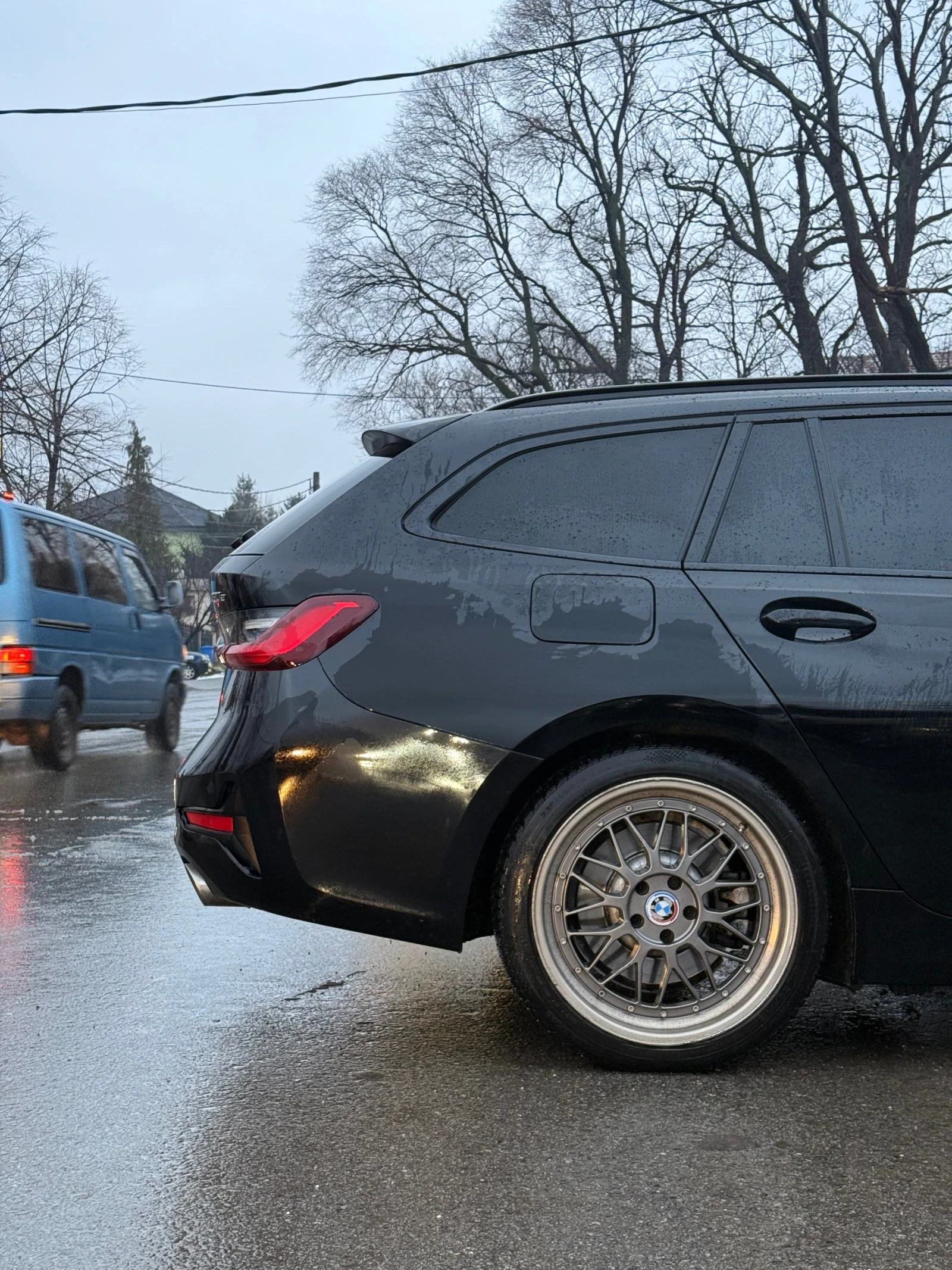 BMW 330  - изображение 2