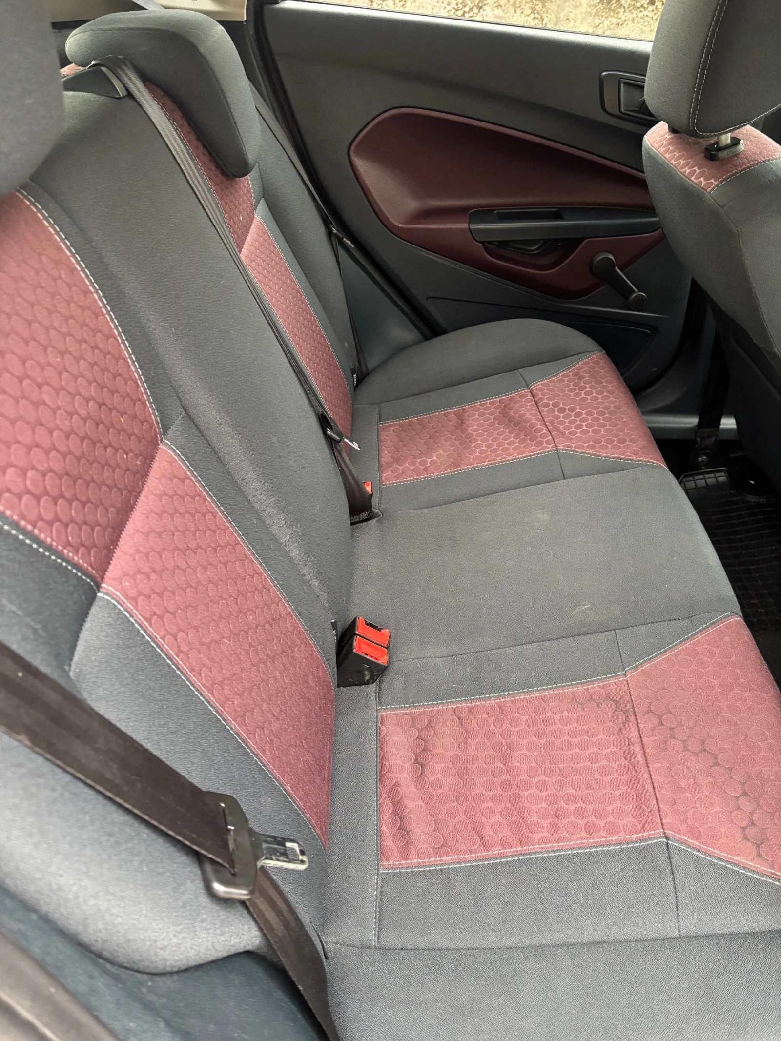 Ford Fiesta, снимка 5 - Автомобили и джипове - 53302188