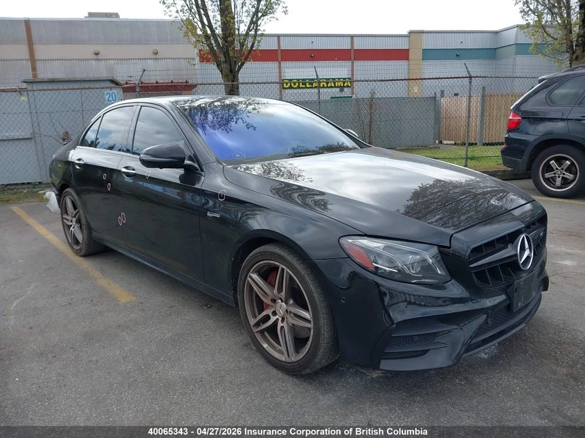 Mercedes-Benz E 43 AMG Carbon* Burmester* KN, снимка 2 - Автомобили и джипове - 54452036