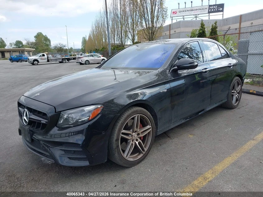 Mercedes-Benz E 43 AMG Carbon* Burmester* KN, снимка 3 - Автомобили и джипове - 54452036