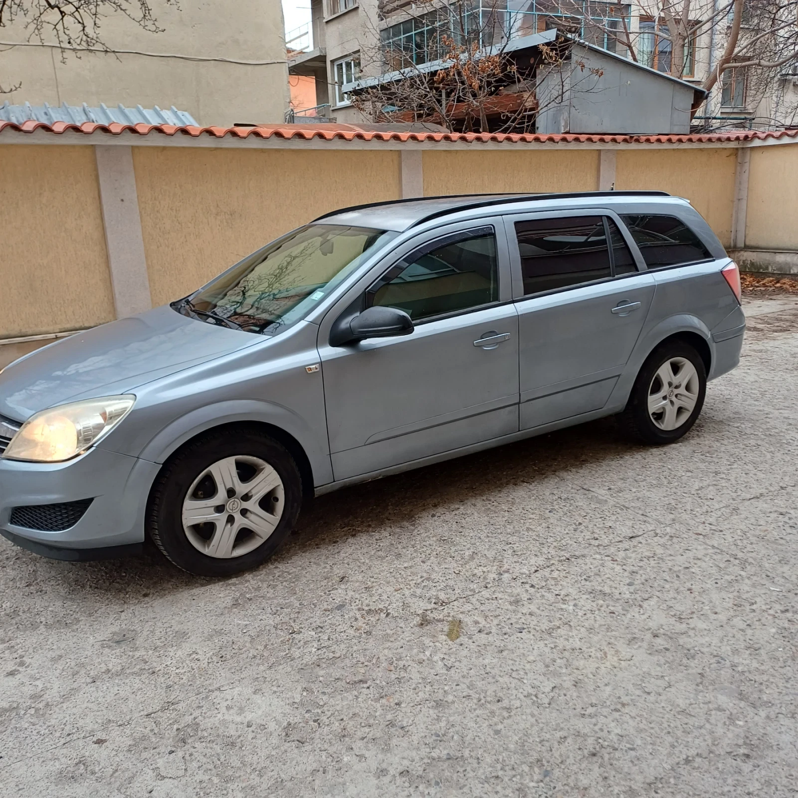 Opel Astra, снимка 4 - Автомобили и джипове - 54491085