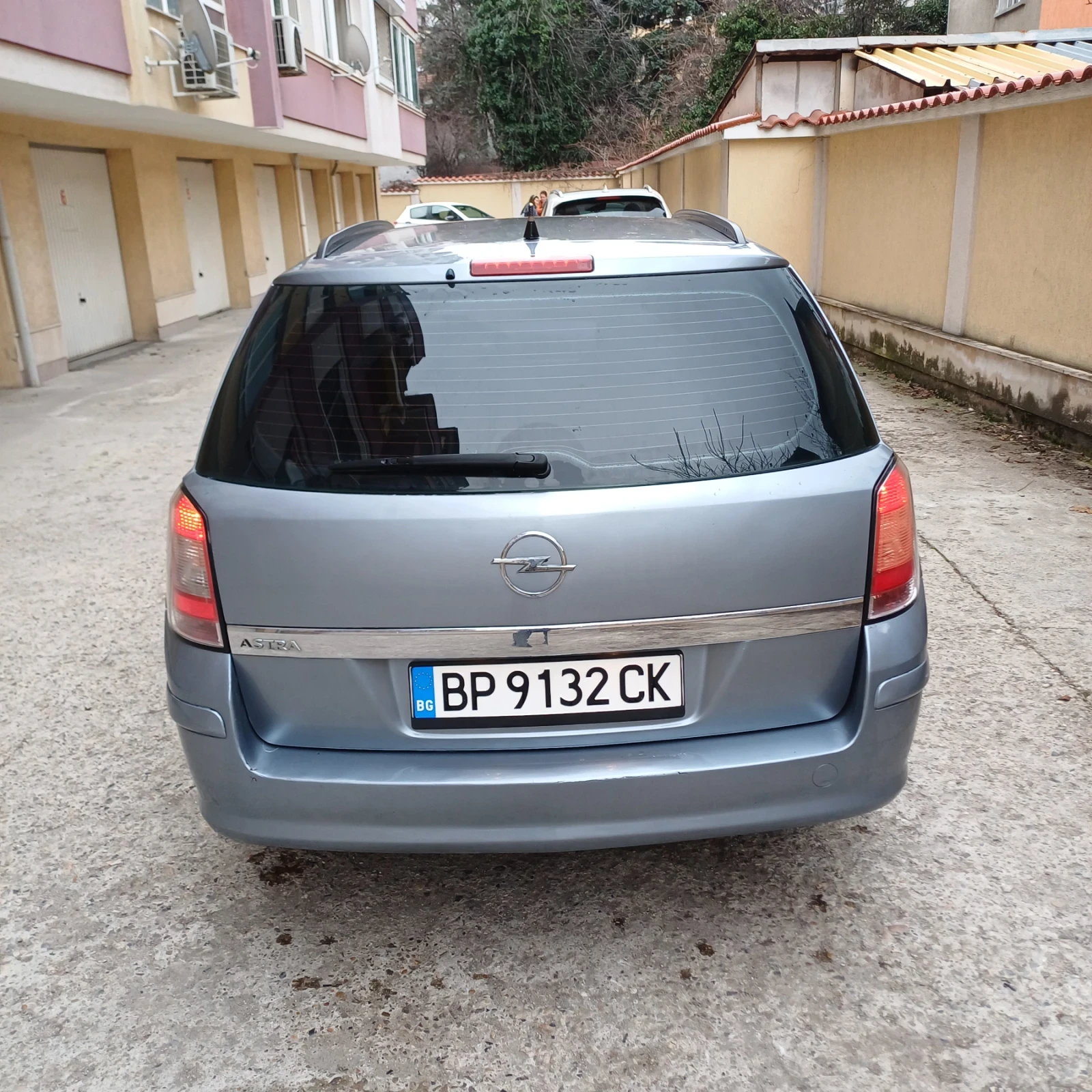 Opel Astra, снимка 3 - Автомобили и джипове - 54491085