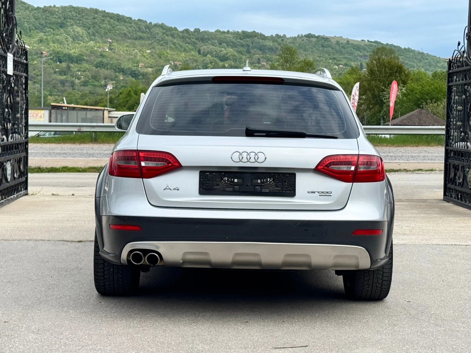 Audi A4 Allroad 2.0TDI QUATTRO, снимка 6 - Автомобили и джипове - 54514401