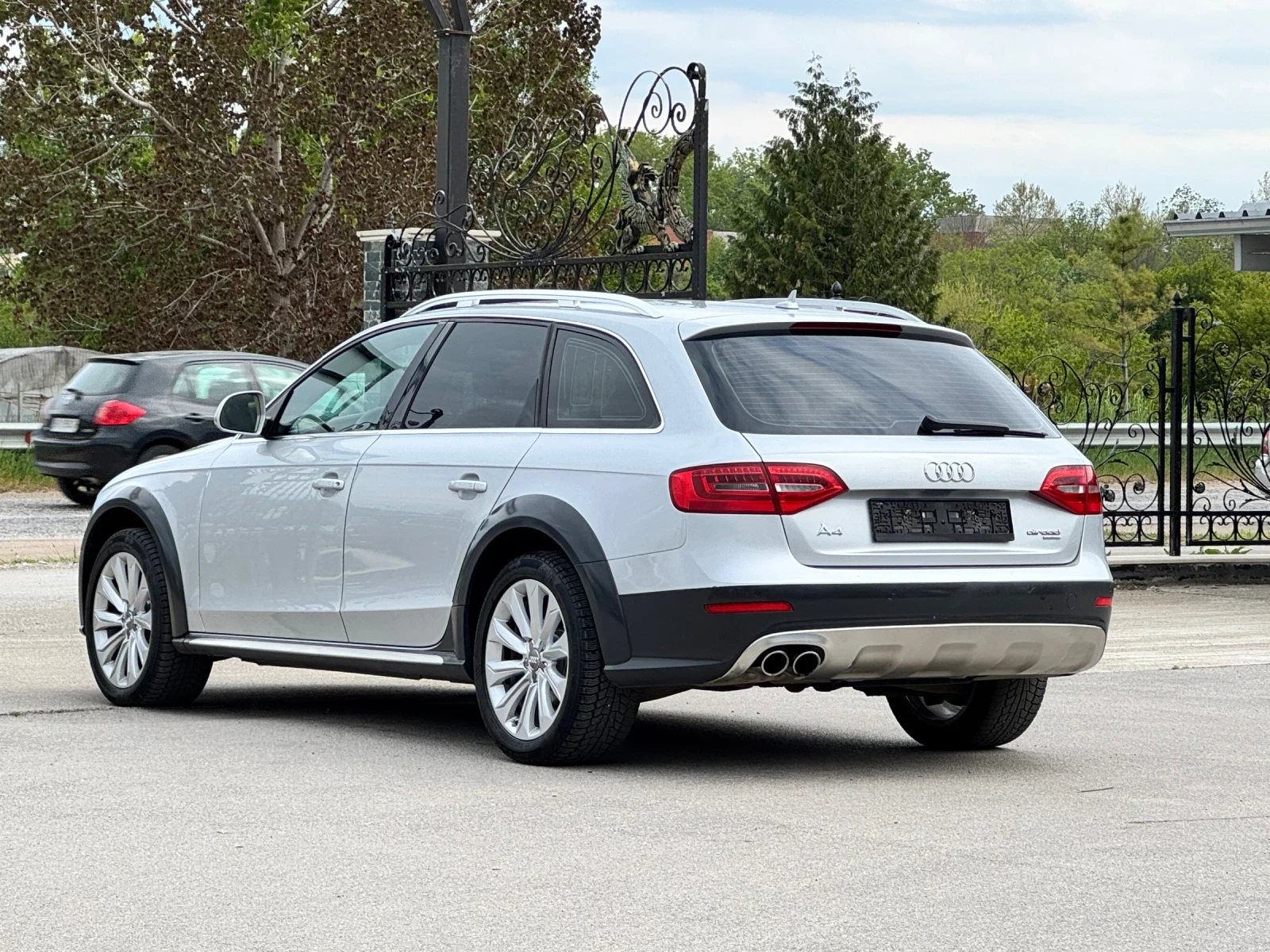 Audi A4 Allroad 2.0TDI QUATTRO, снимка 5 - Автомобили и джипове - 54514401