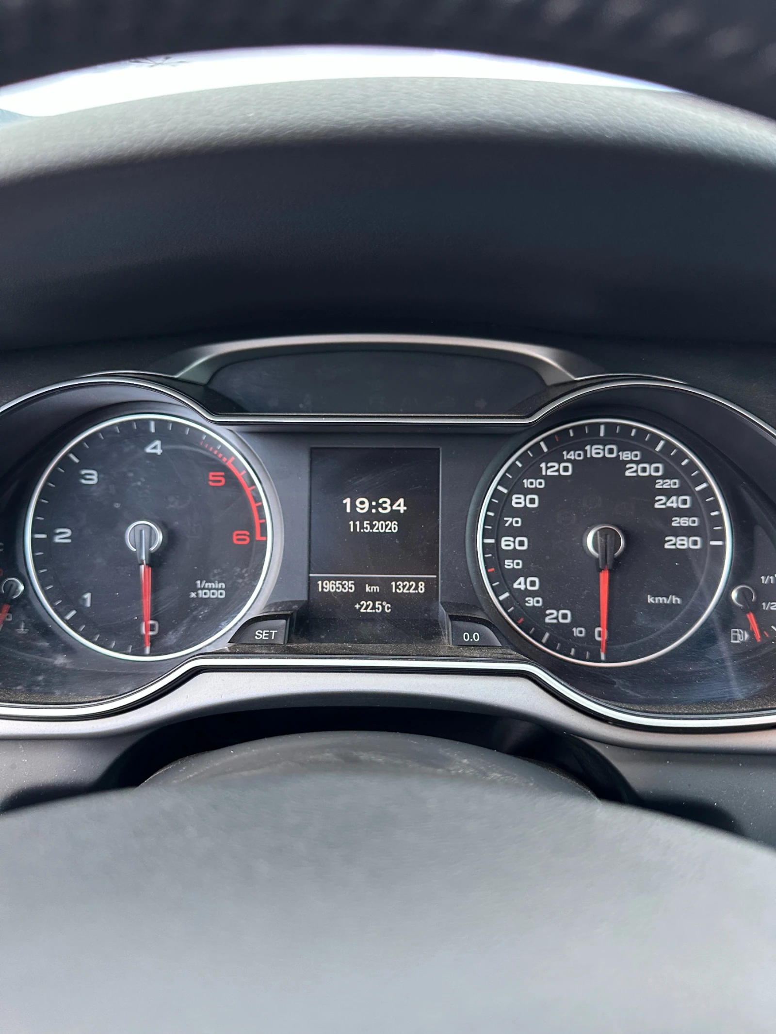 Audi A4 Audi A4 Avant 2.0 TDI S tronic | CRUISE | PDC, снимка 11 - Автомобили и джипове - 54527304