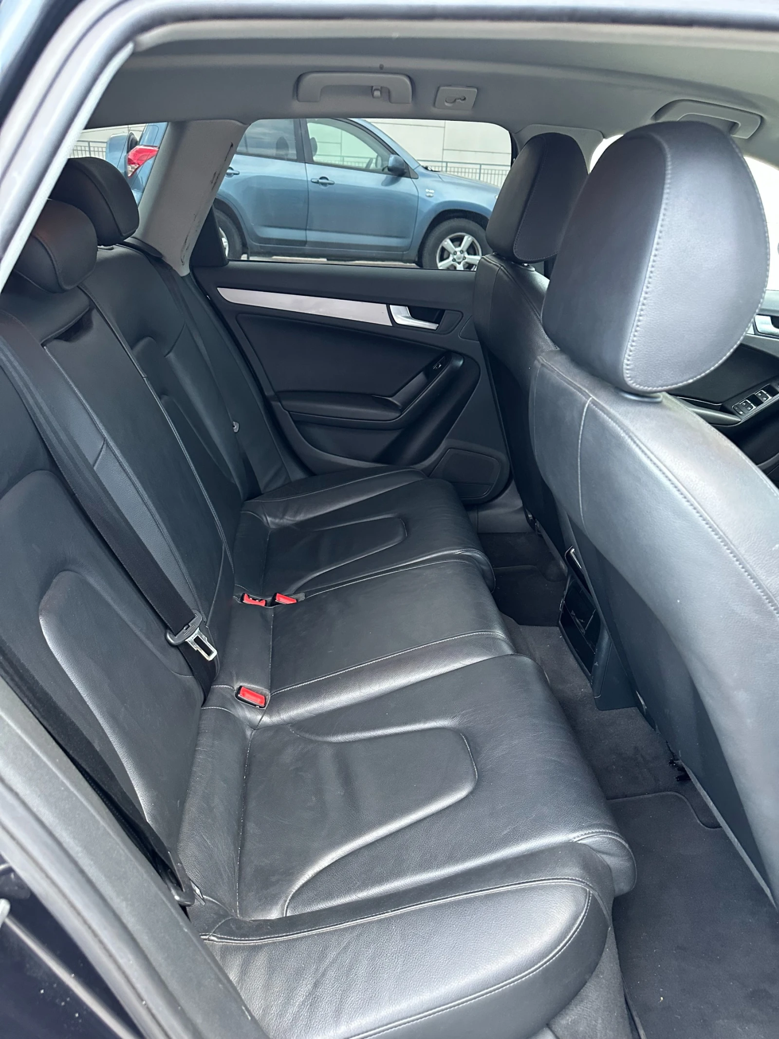 Audi A4 Audi A4 Avant 2.0 TDI S tronic | CRUISE | PDC, снимка 9 - Автомобили и джипове - 54527304